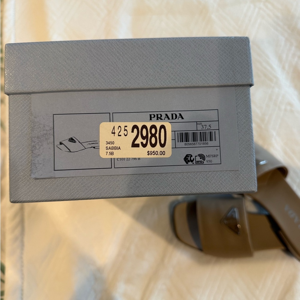 Prada slides size 7.5 - Picture 7 of 9